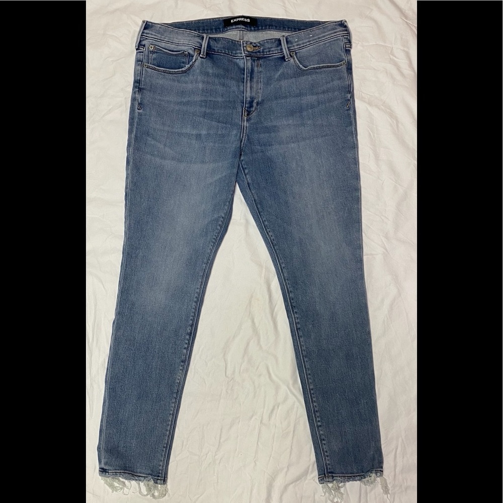 Express Mid-rise Jegging Jeans